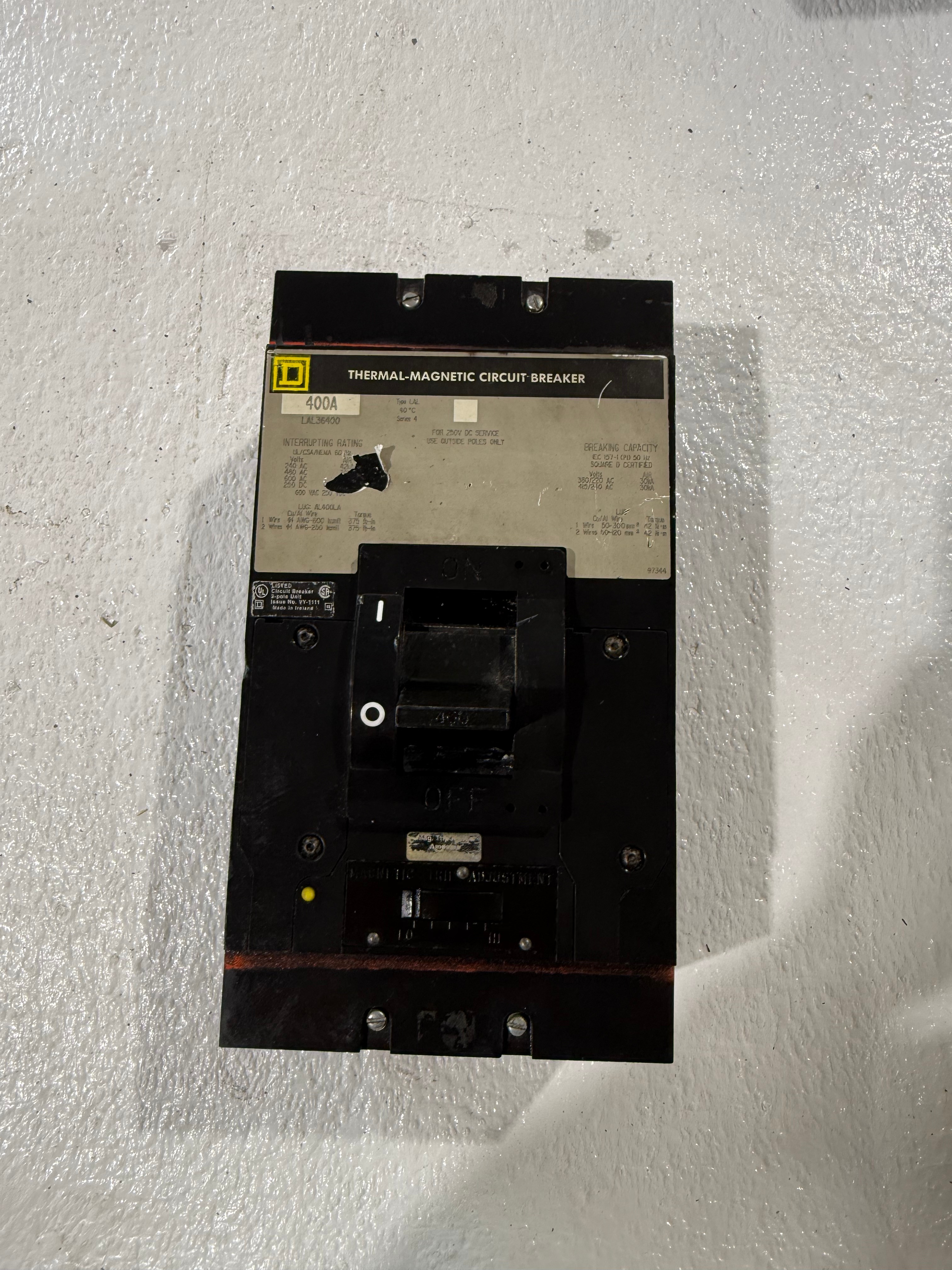 SquareD 400A LAL35400