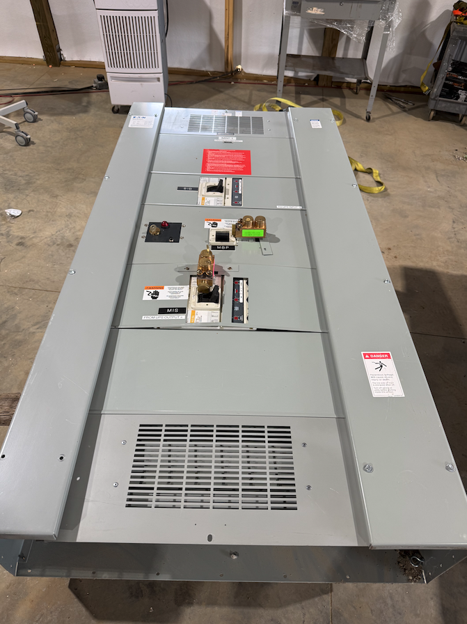 Eaton PRL4 600A Panelboard